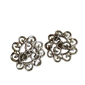 Vintage Silver Tone‎ Signed Sarah Coventry Filigree Clip on Earrings